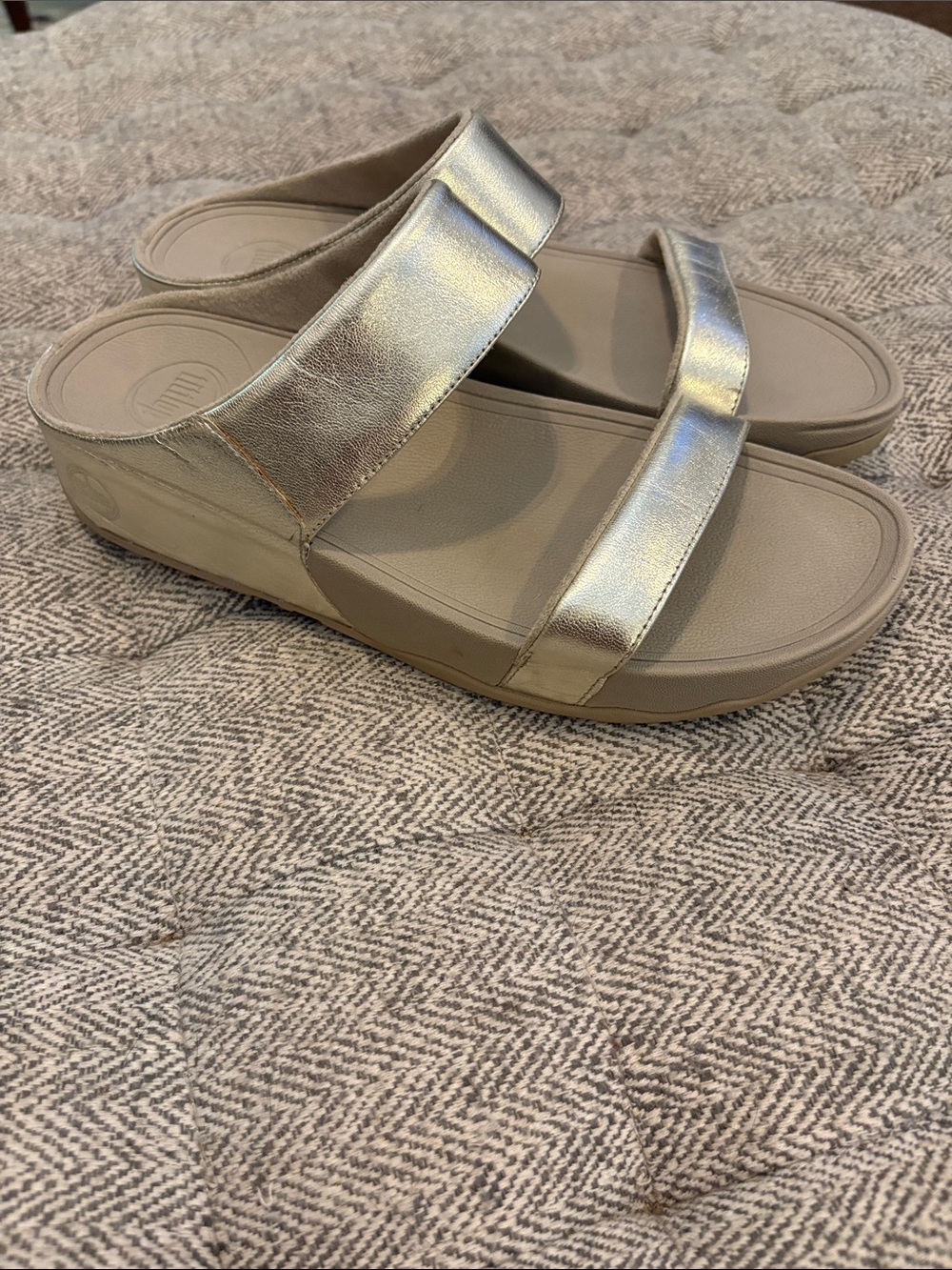 Fitflop sandals size 10